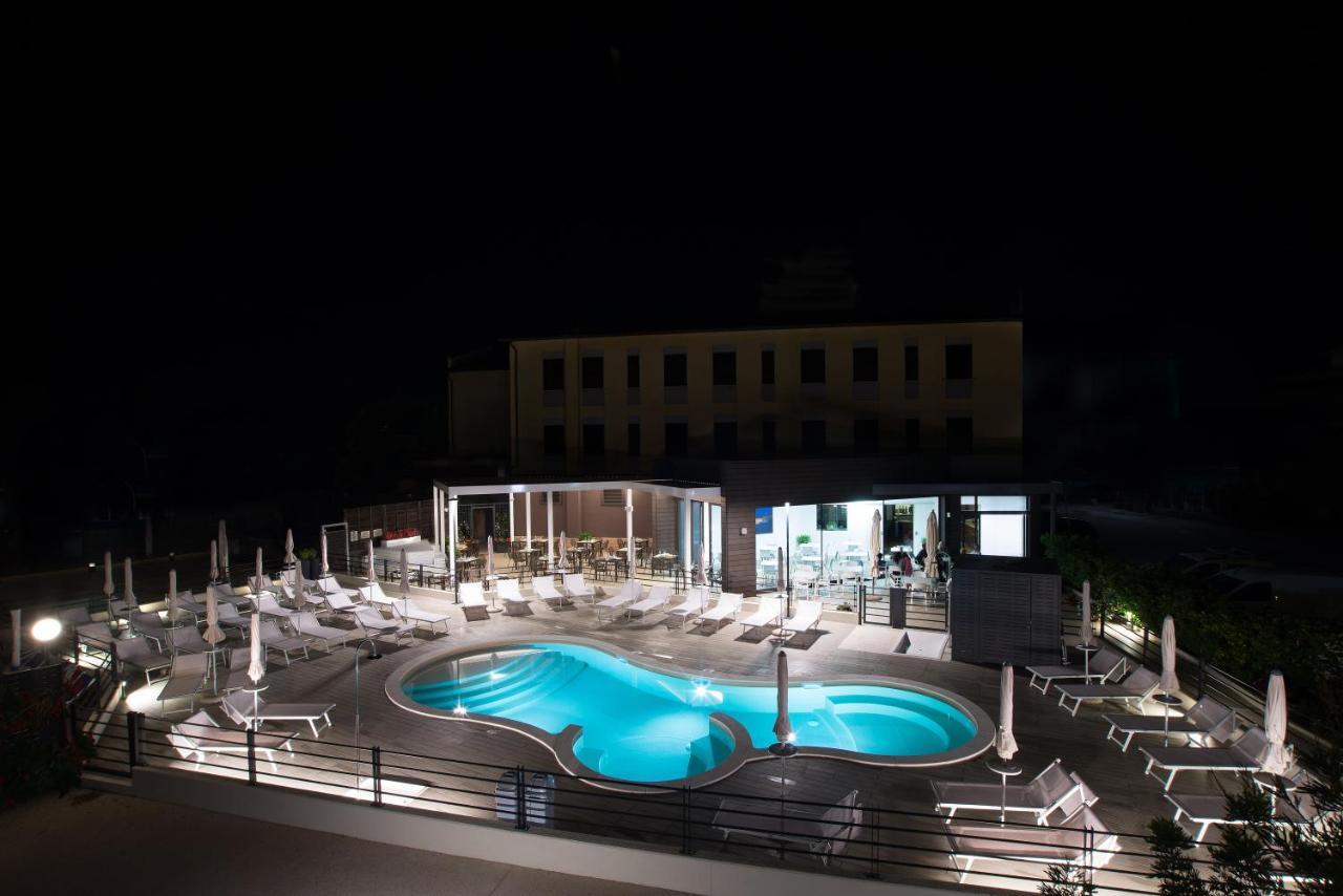 Hotel Ristorante Dante Torgiano Exteriör bild