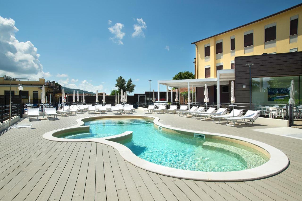 Hotel Ristorante Dante Torgiano Exteriör bild