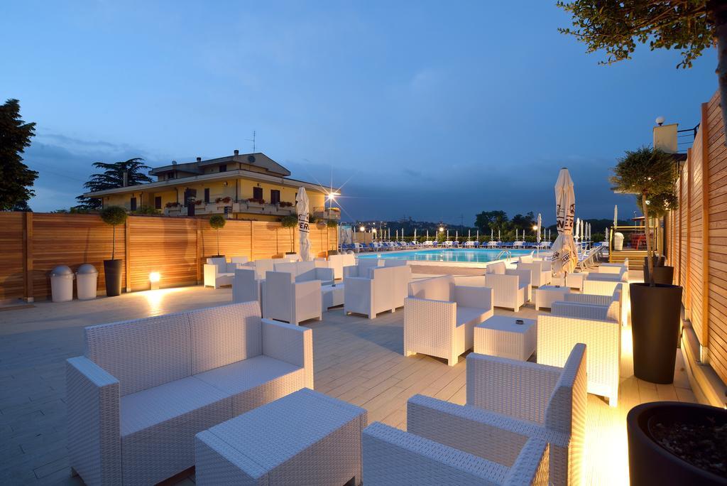 Hotel Ristorante Dante Torgiano Exteriör bild