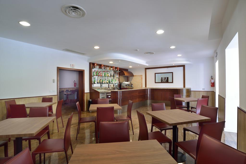 Hotel Ristorante Dante Torgiano Exteriör bild