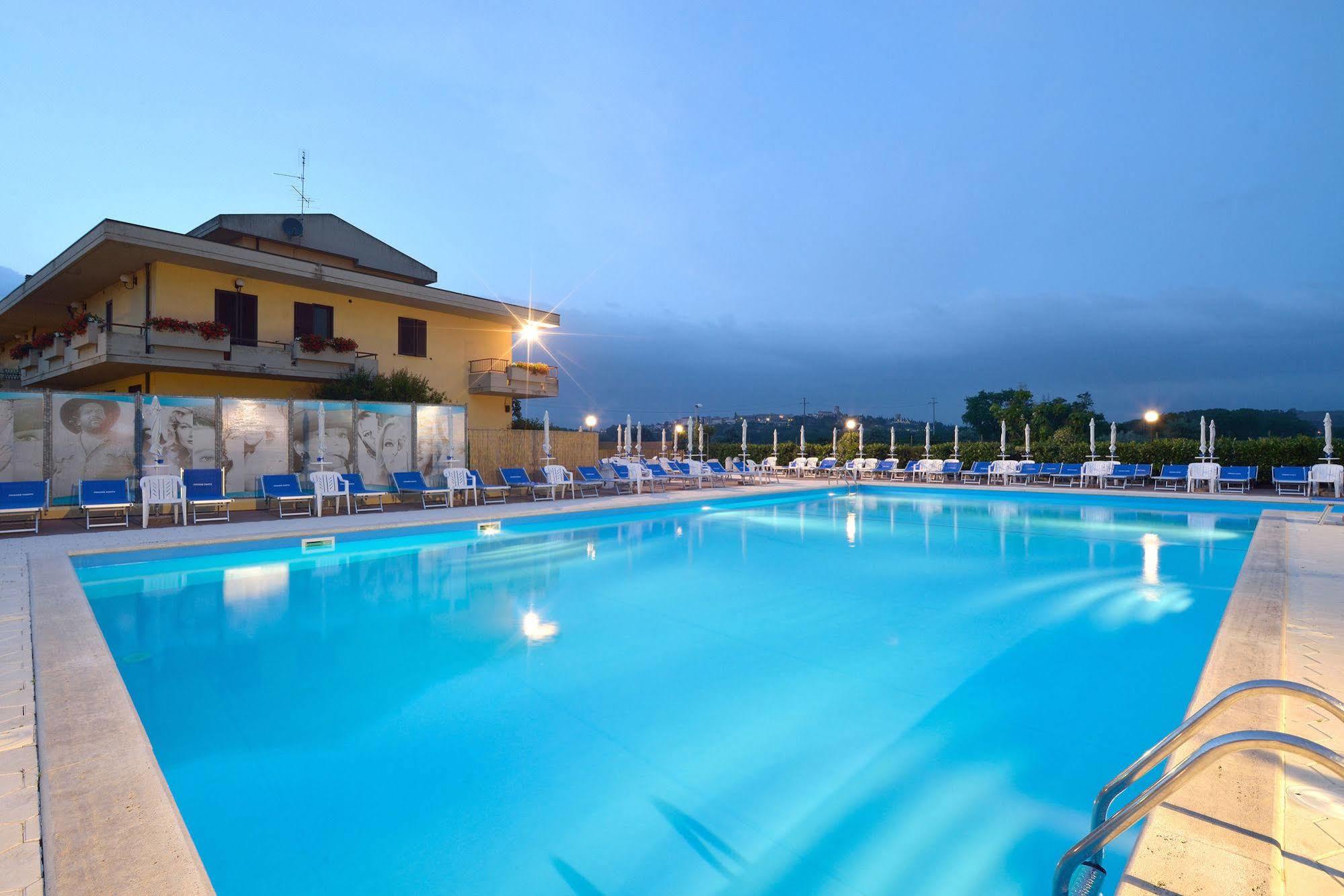 Hotel Ristorante Dante Torgiano Exteriör bild